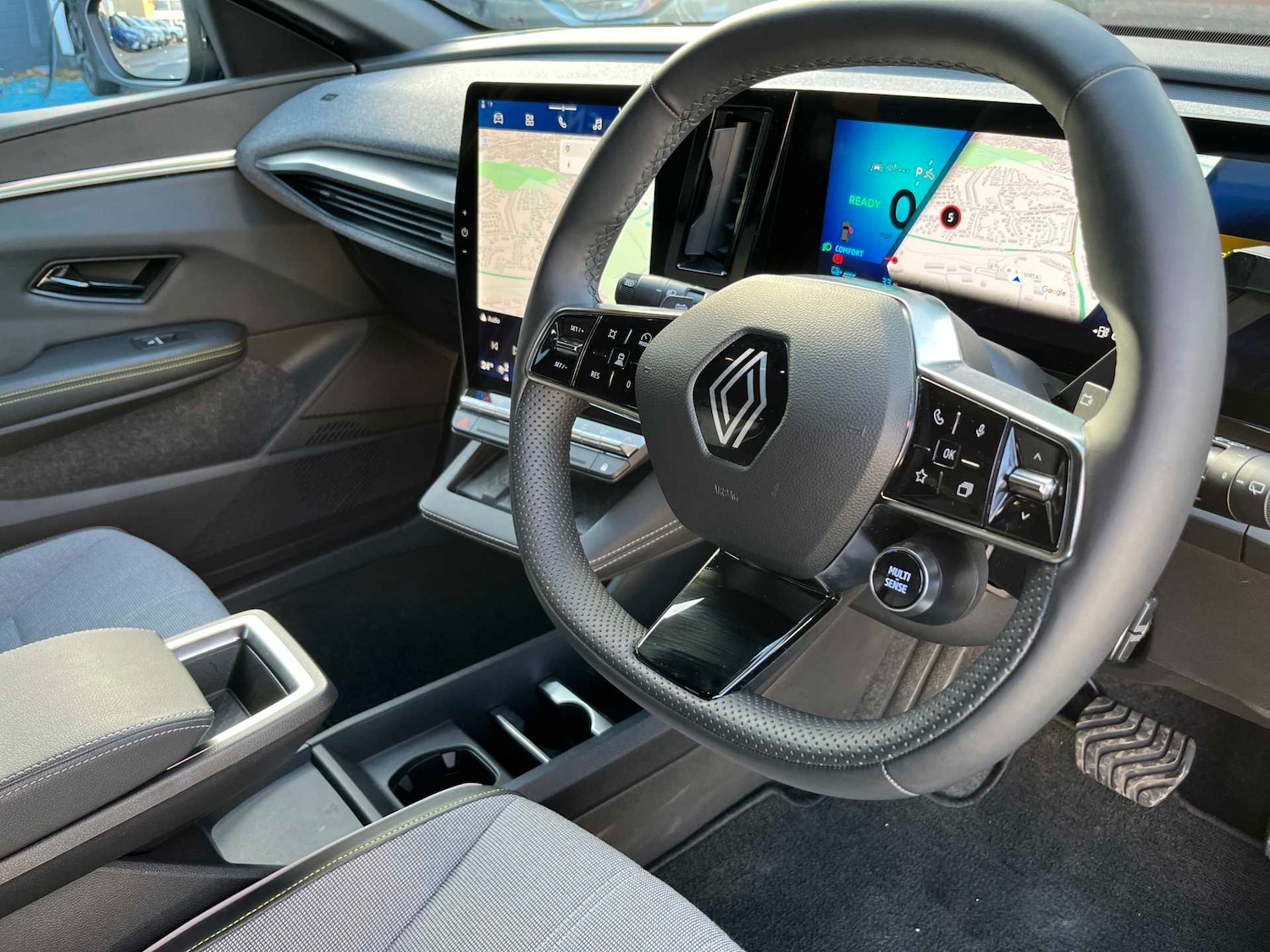 Used Renault Megane E Tech 2024 for sale - 76439793: Photo 14