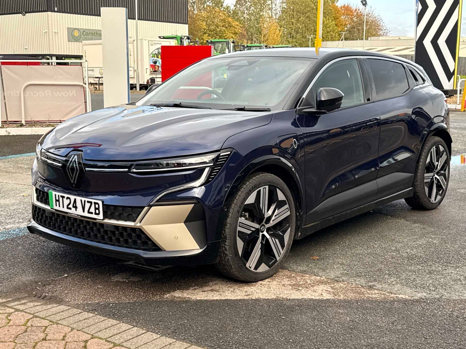 Used Renault Megane E Tech 2024 for sale - 76439793: Photo 19