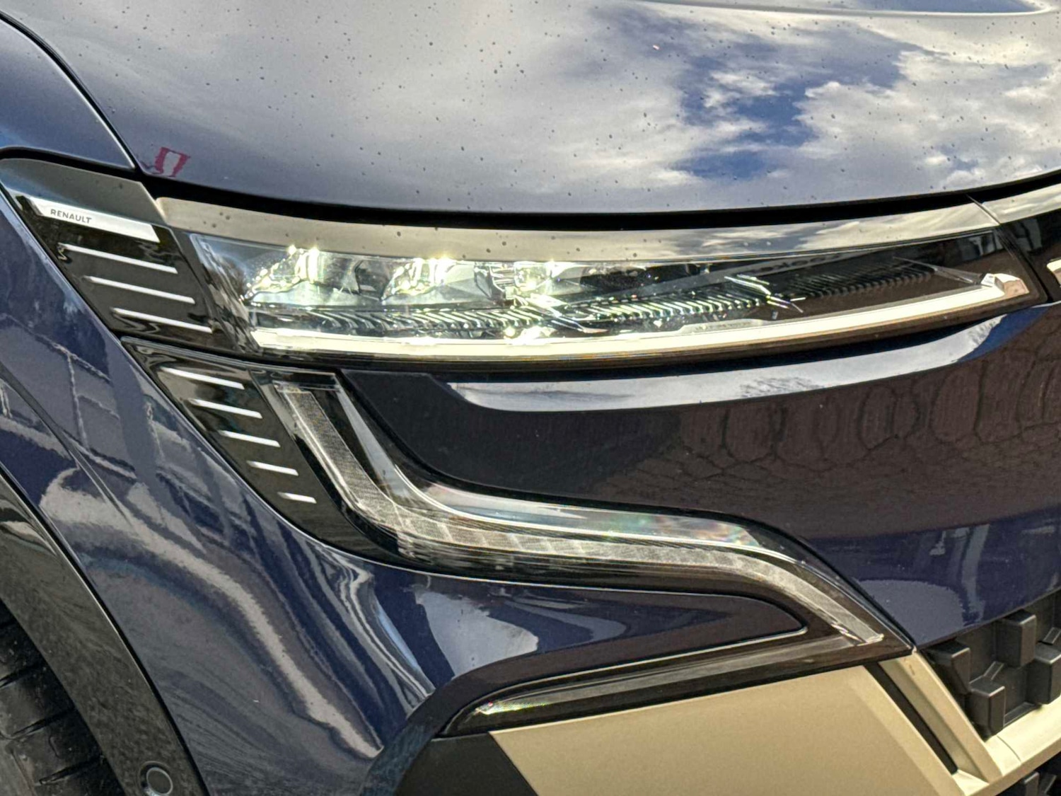 Used Renault Megane E Tech 2024 for sale - 76439793: Photo 27