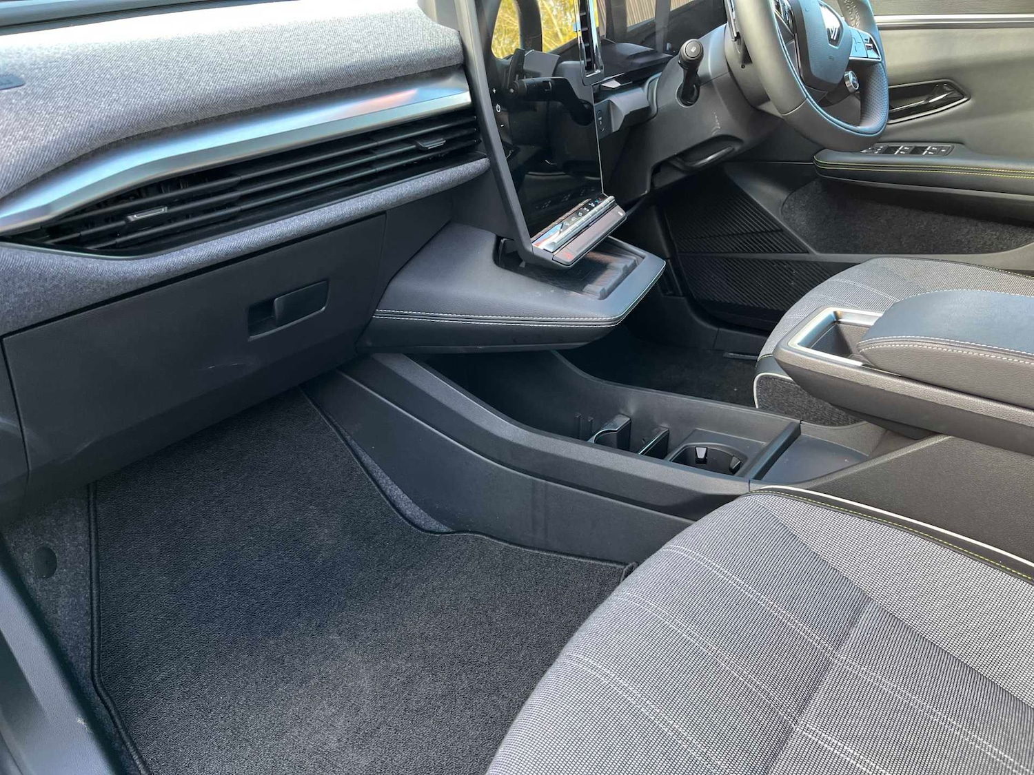 Used Renault Megane E Tech 2024 for sale - 76439793: Photo 7