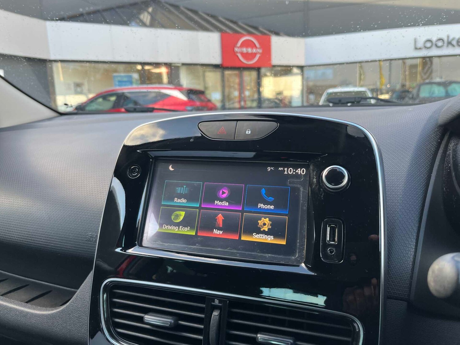 Used Renault Clio 2018 for sale - 77488998: Photo 10