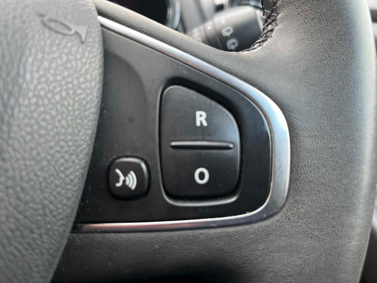 Used Renault Clio 2018 for sale - 77488998: Photo 22