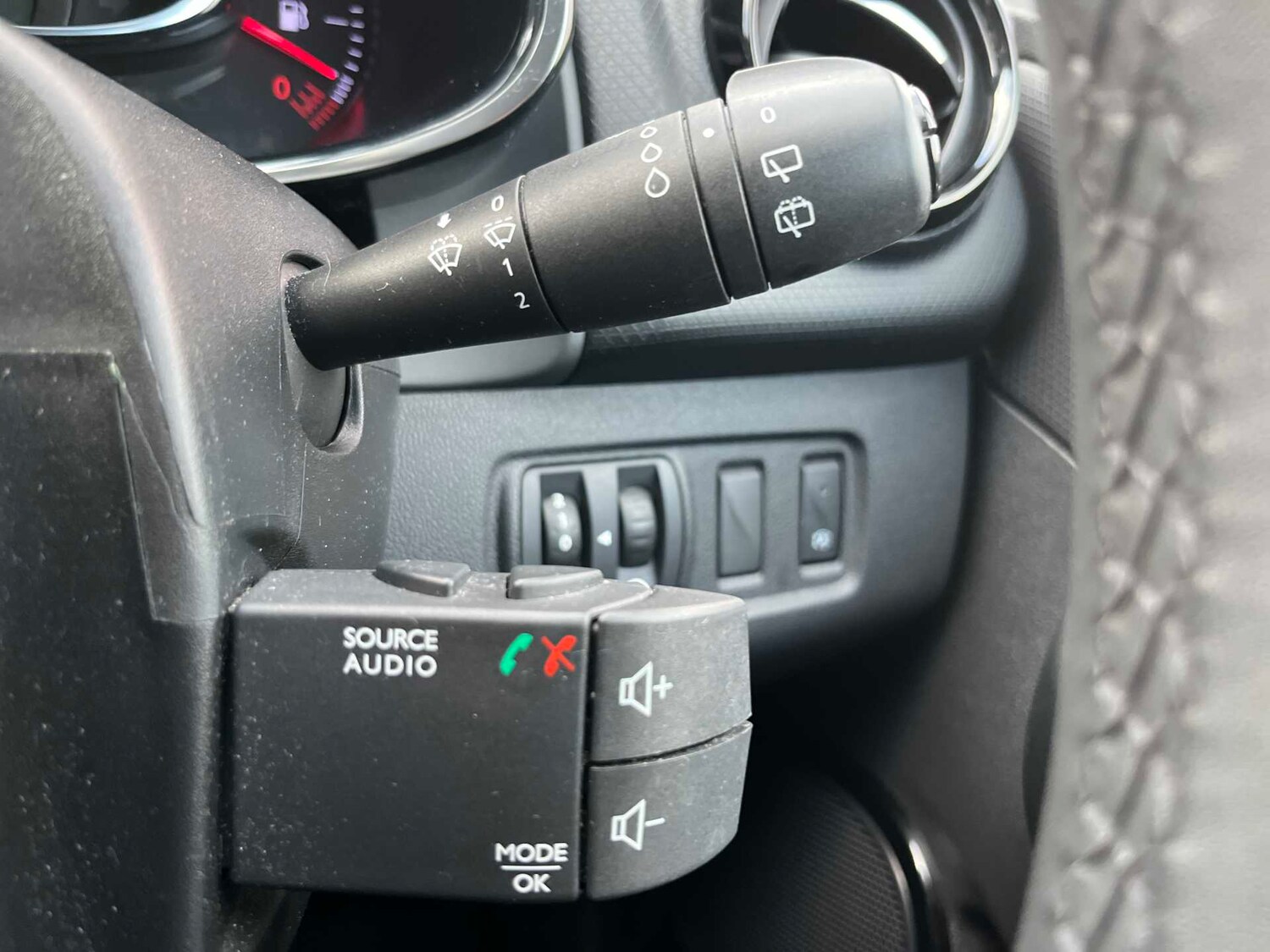 Used Renault Clio 2018 for sale - 77488998: Photo 24