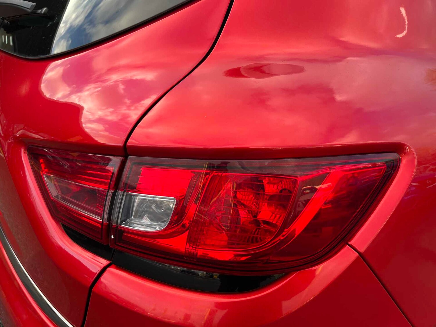 Used Renault Clio 2018 for sale - 77488998: Photo 27