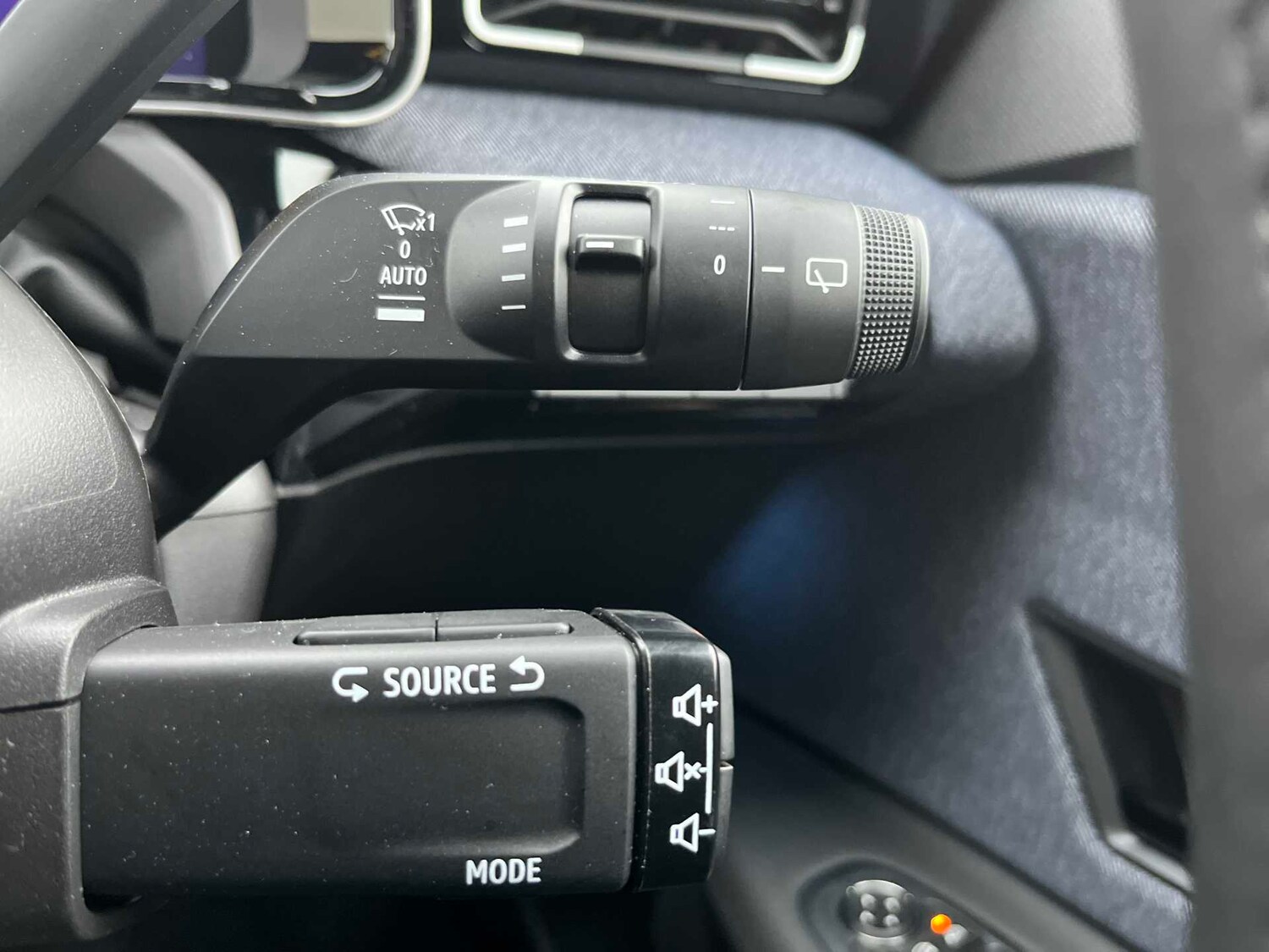 Used Renault 5 2025 for sale - 76946986: Photo 25