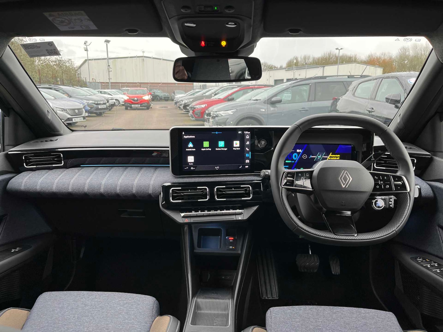 Used Renault 5 2025 for sale - 76946986: Photo 8