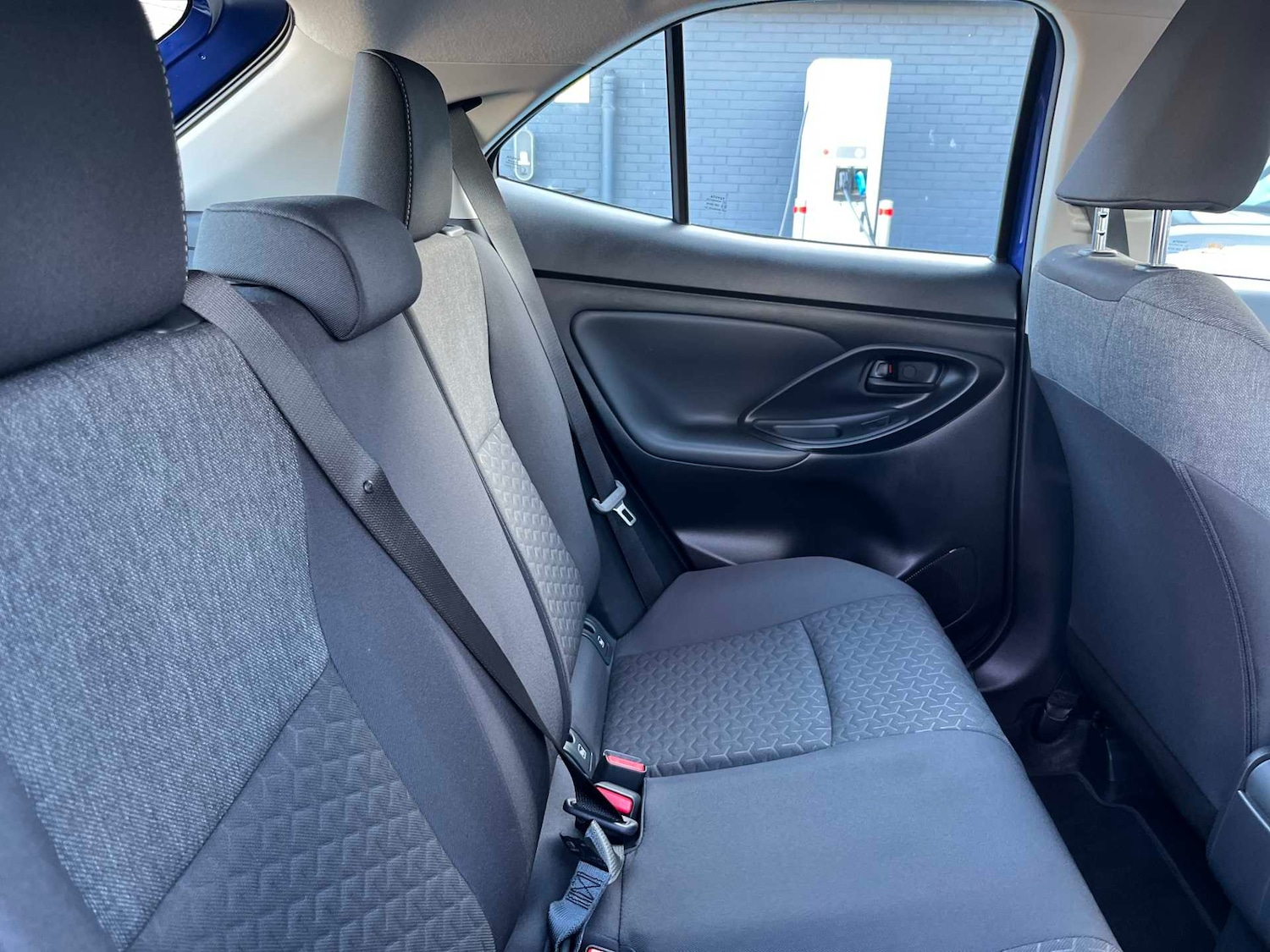 Used Toyota Yaris Cross 2023 for sale - 77973913: Photo 15