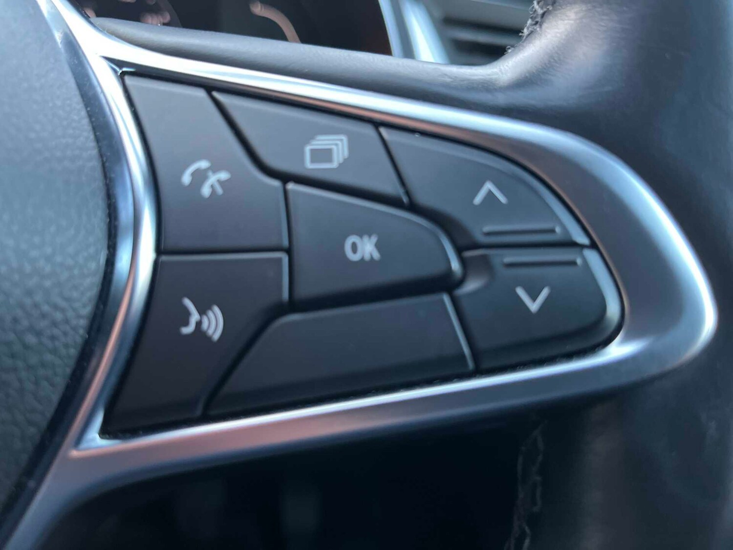 Used Renault Captur 2020 for sale - 76785210: Photo 23