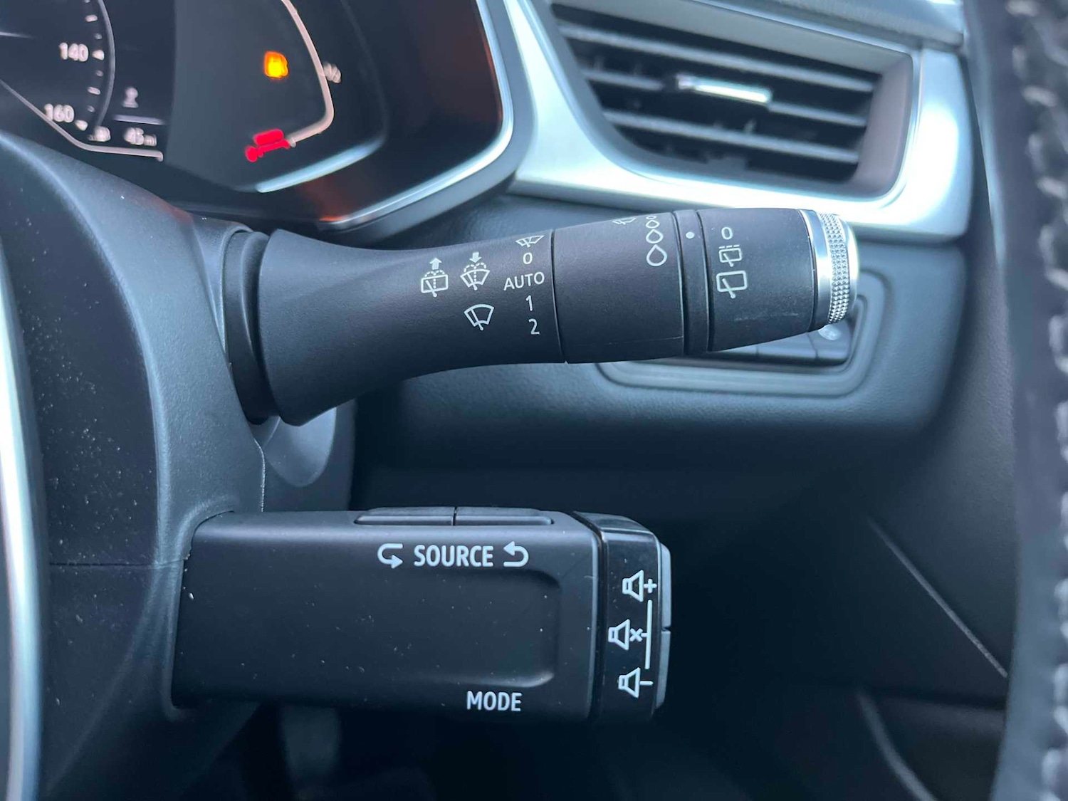 Used Renault Captur 2020 for sale - 76785210: Photo 25