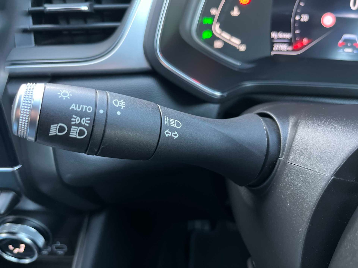 Used Renault Captur 2020 for sale - 76785210: Photo 26