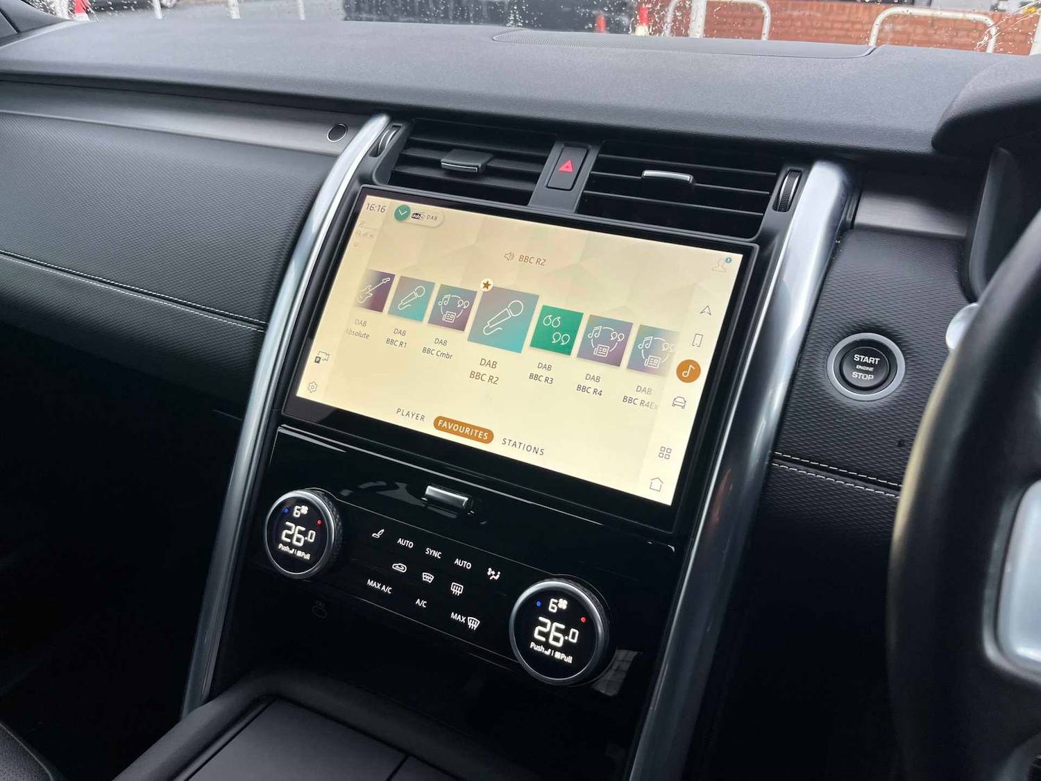 Used Land Rover Discovery 2022 for sale - 78144528: Photo 11