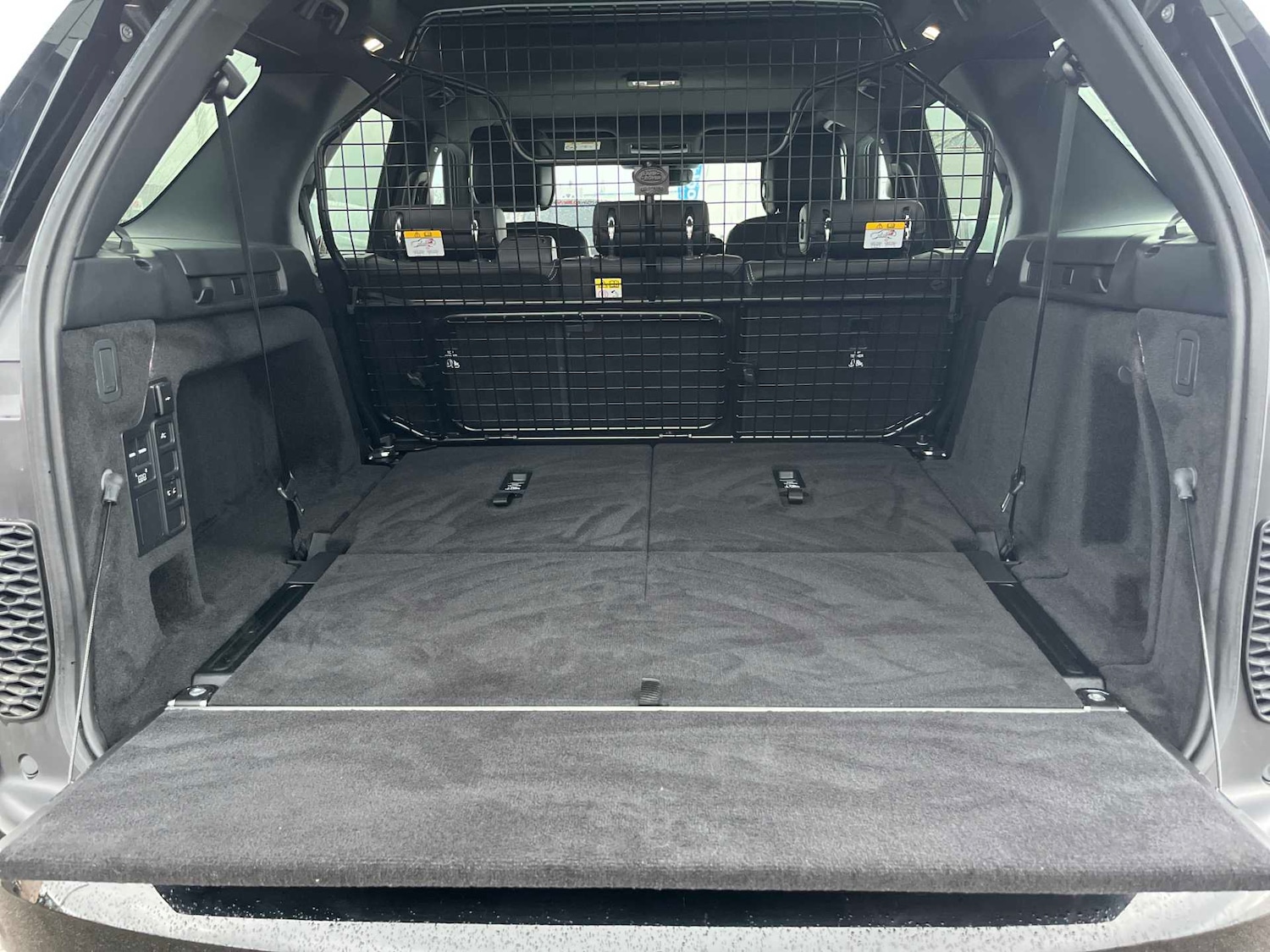 Used Land Rover Discovery 2022 for sale - 78144528: Photo 16