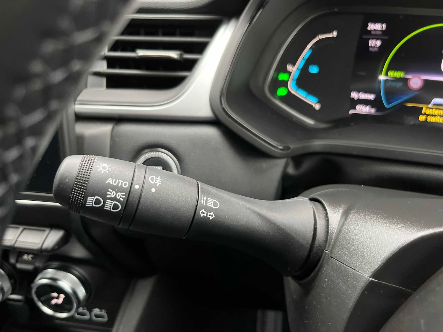 Used Renault Captur 2024 for sale - 76455237: Photo 26