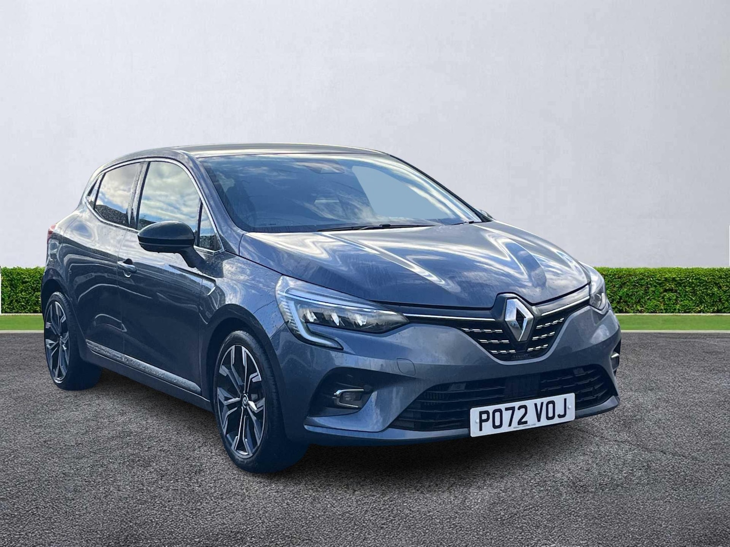 Used Renault Clio 2022 for sale - 76682621: Photo 1