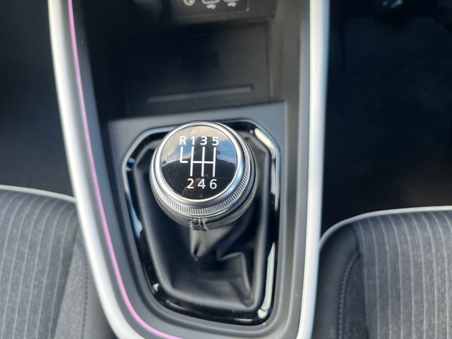 Used Renault Clio 2022 for sale - 76682621: Photo 12