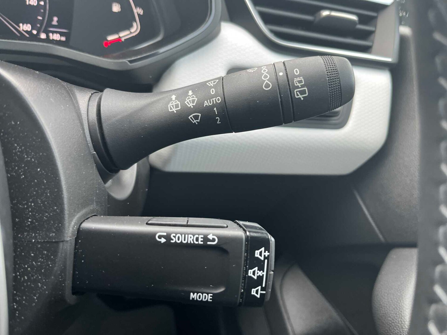 Used Renault Clio 2022 for sale - 76682621: Photo 25