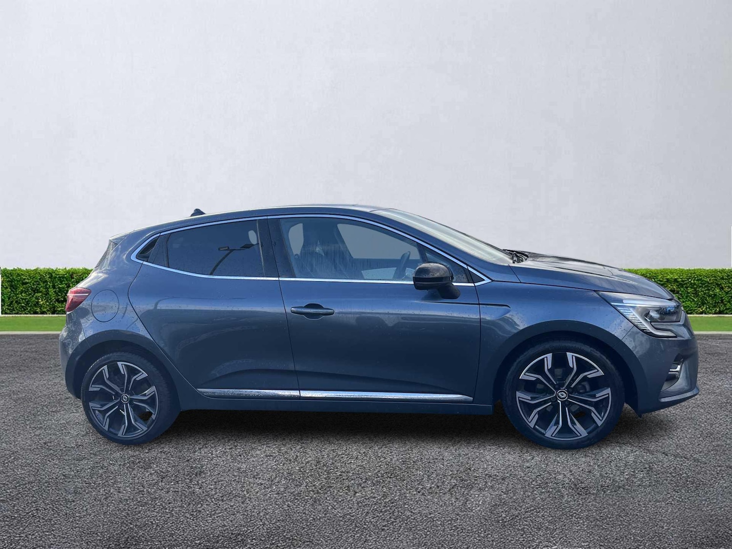 Used Renault Clio 2022 for sale - 76682621: Photo 3