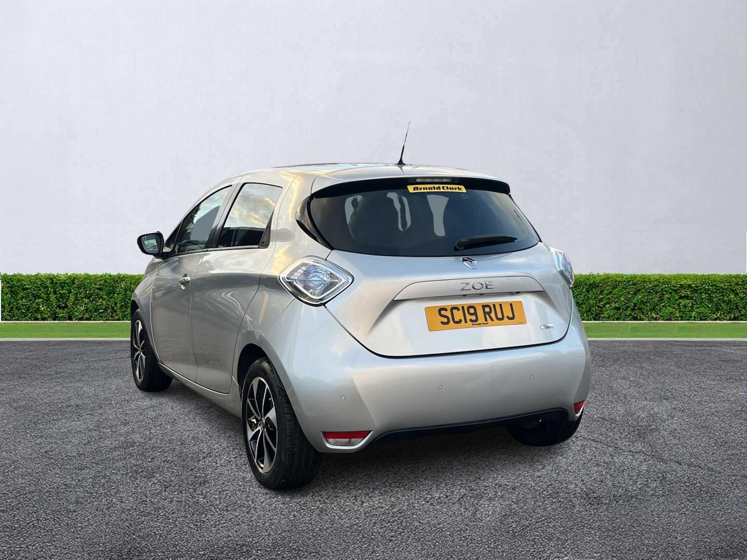 Used Renault Zoe 2019 for sale - 77488400: Photo 2