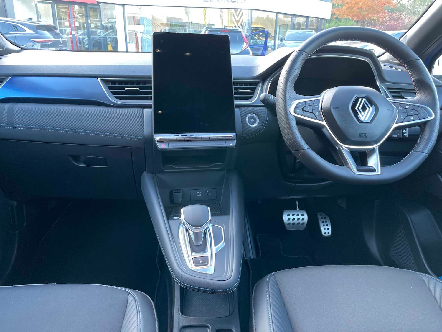 Used Renault Captur 2024 for sale - 76439790: Photo 8