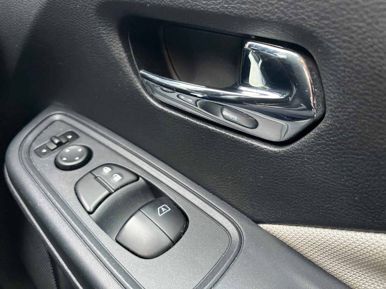 Used Nissan Micra 2019 for sale - 77635455: Photo 20