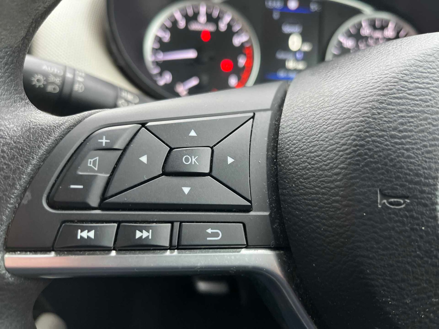 Used Nissan Micra 2019 for sale - 77635455: Photo 24