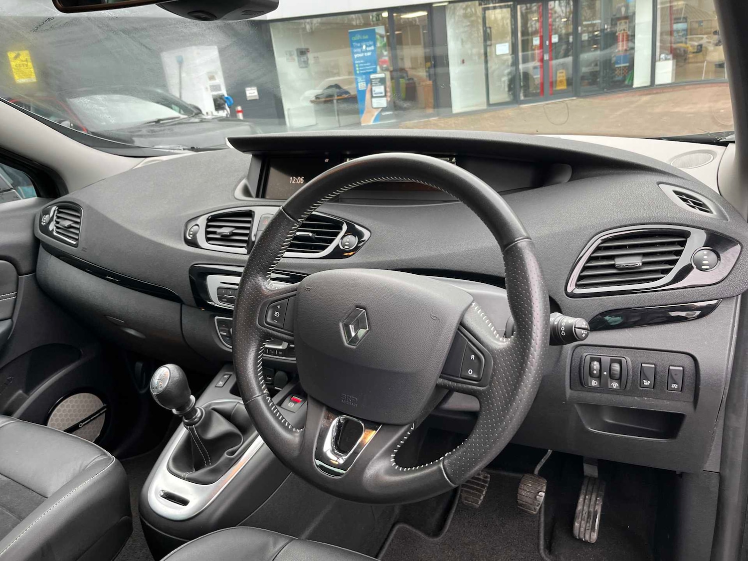 Used Renault Grand Scenic 2015 for sale - 77011952: Photo 13