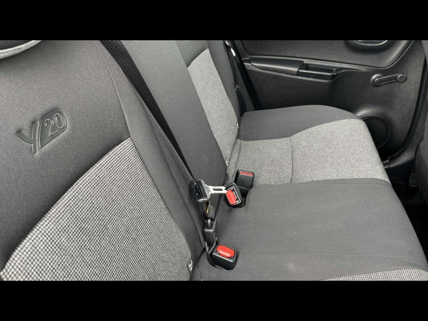 Used Toyota Yaris 2020 for sale - 76455238: Photo 15