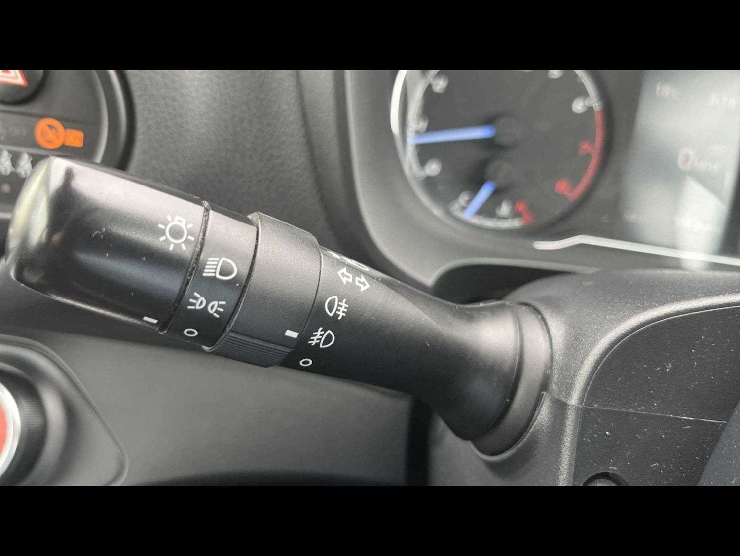 Used Toyota Yaris 2020 for sale - 76455238: Photo 26