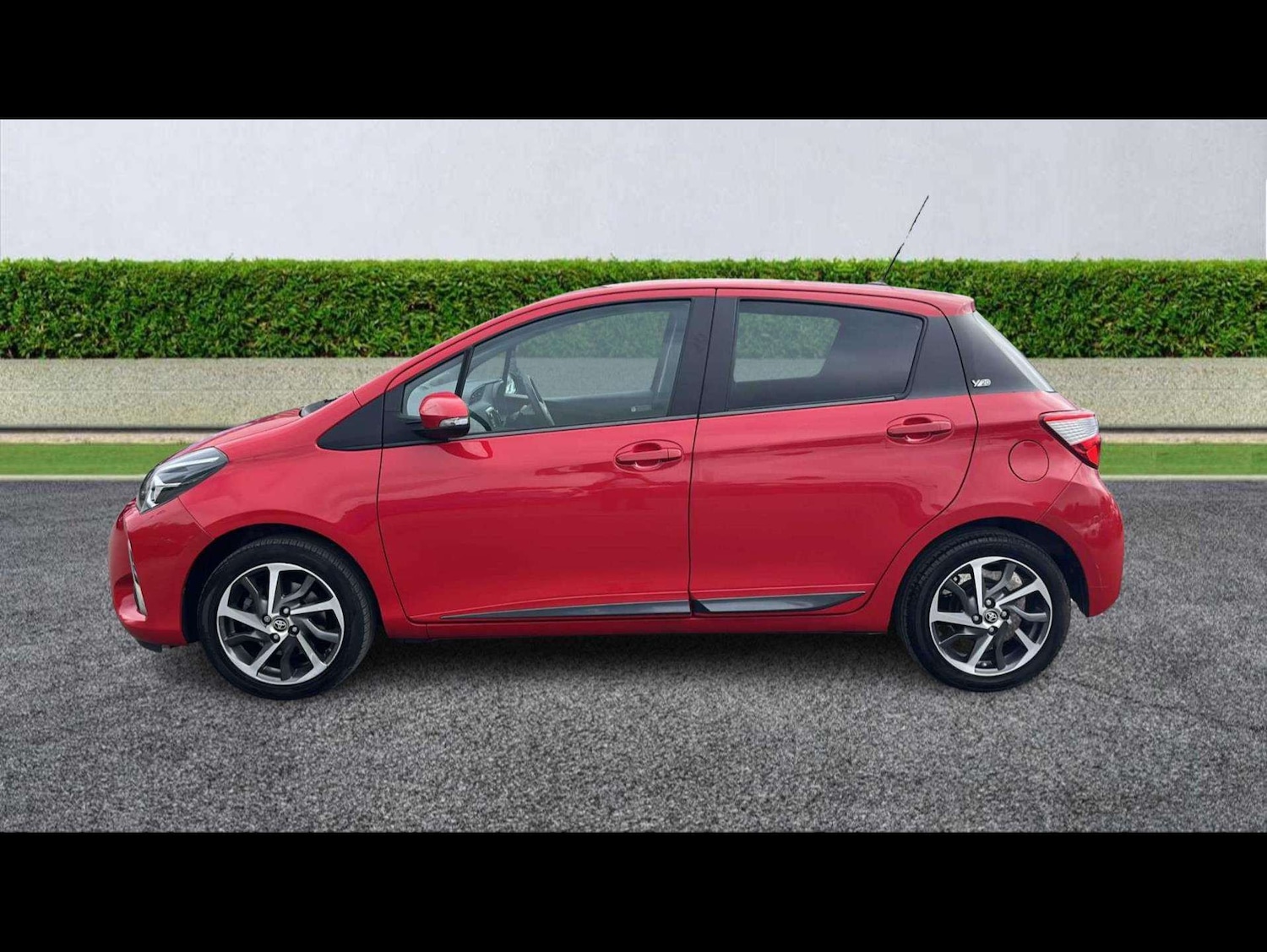 Used Toyota Yaris 2020 for sale - 76455238: Photo 4