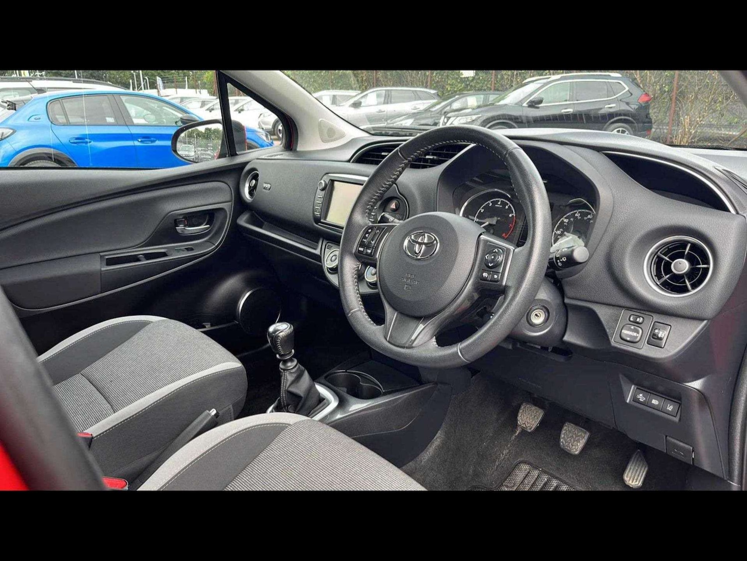 Used Toyota Yaris 2020 for sale - 76455238: Photo 6