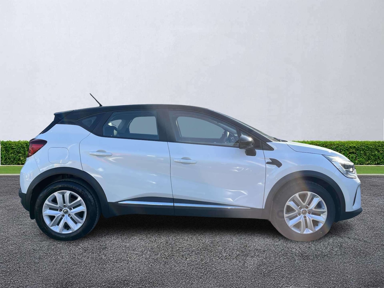 Used Renault Captur 2020 for sale - 78192617: Photo 3