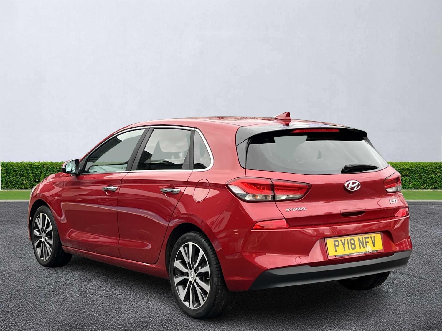 Used Hyundai i30 2018 for sale - 77973929: Photo 2