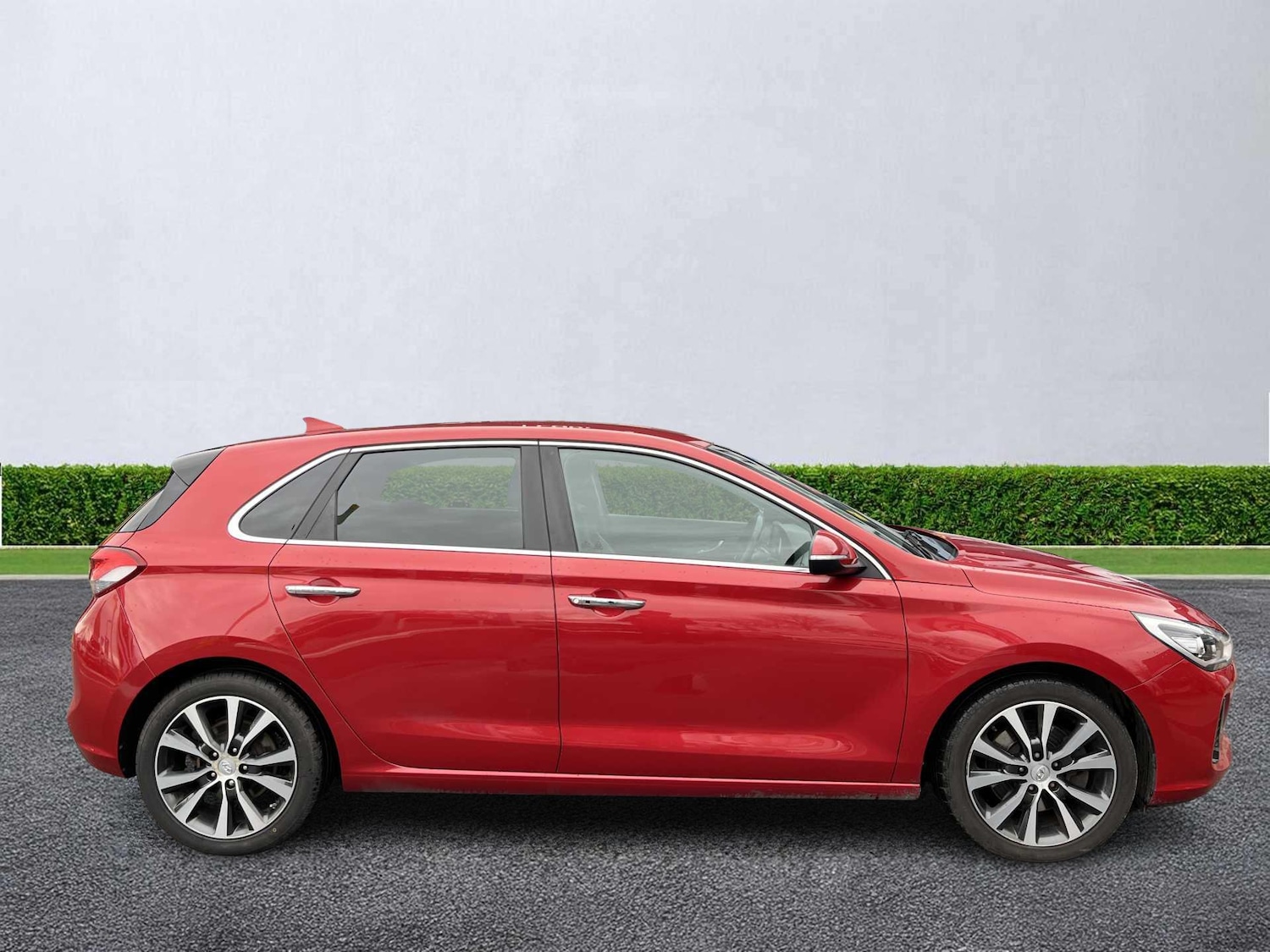 Used Hyundai i30 2018 for sale - 77973929: Photo 3