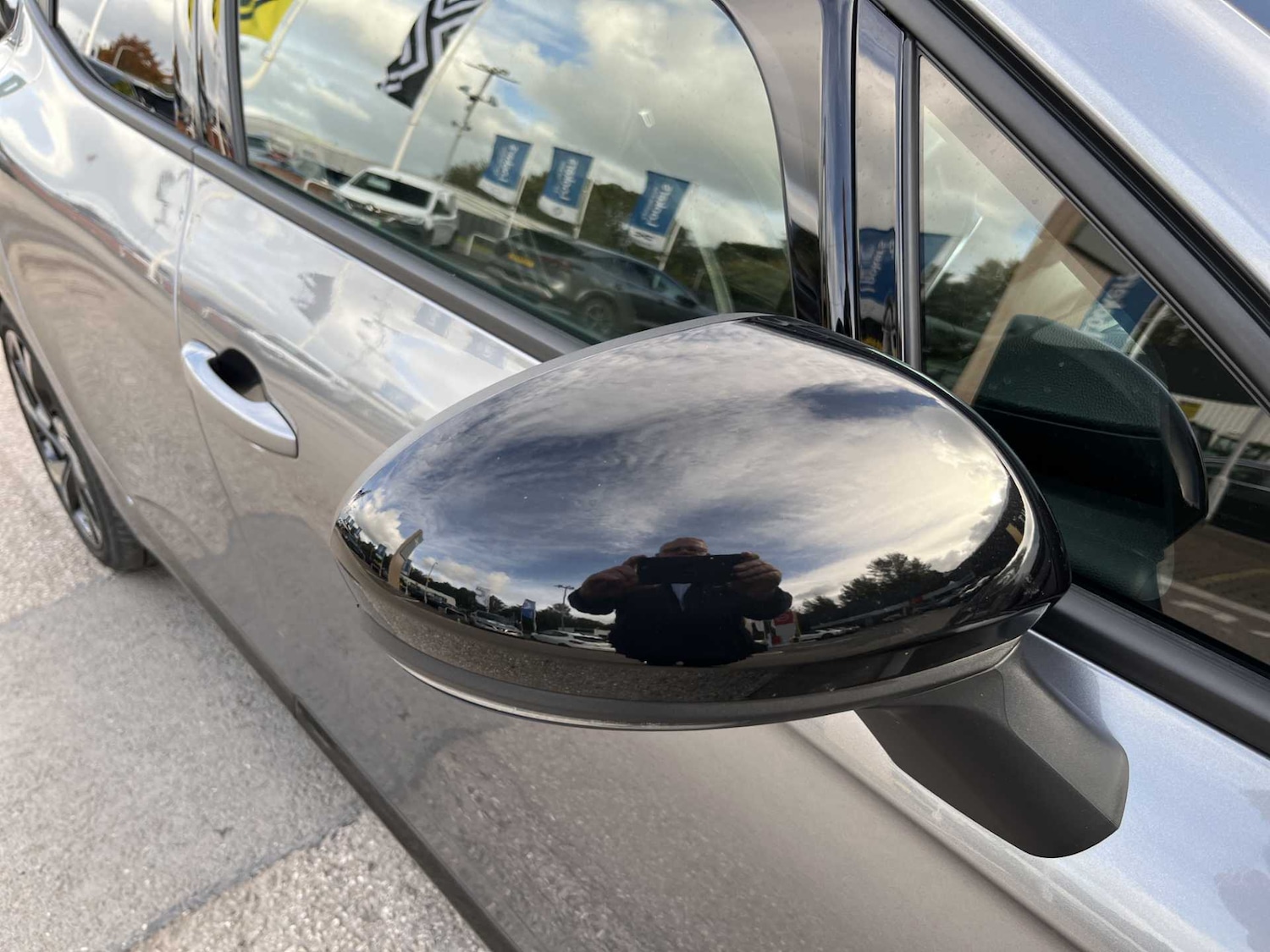 Used Renault Clio 2023 for sale - 76212093: Photo 30