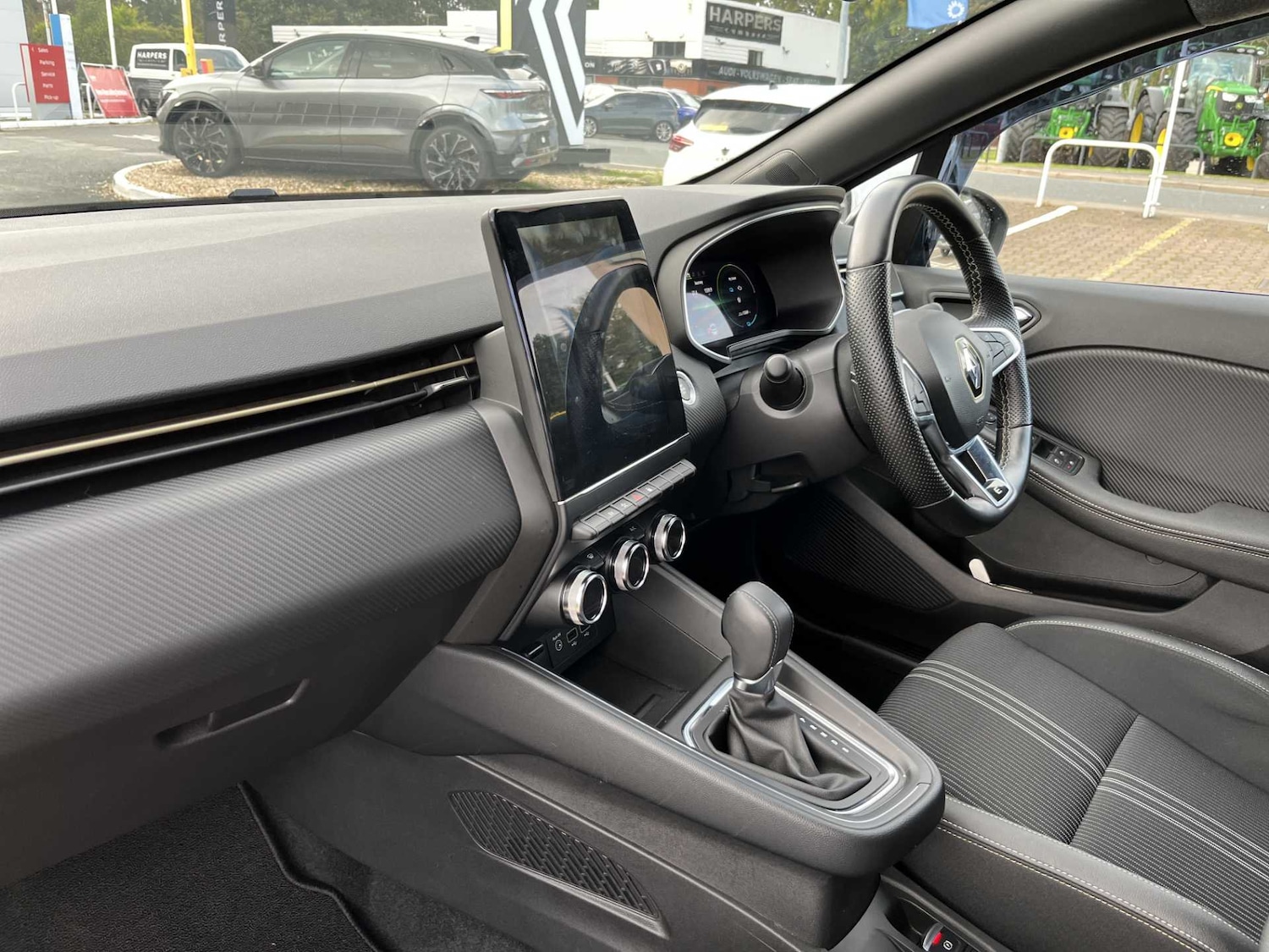 Used Renault Clio 2023 for sale - 76212093: Photo 7