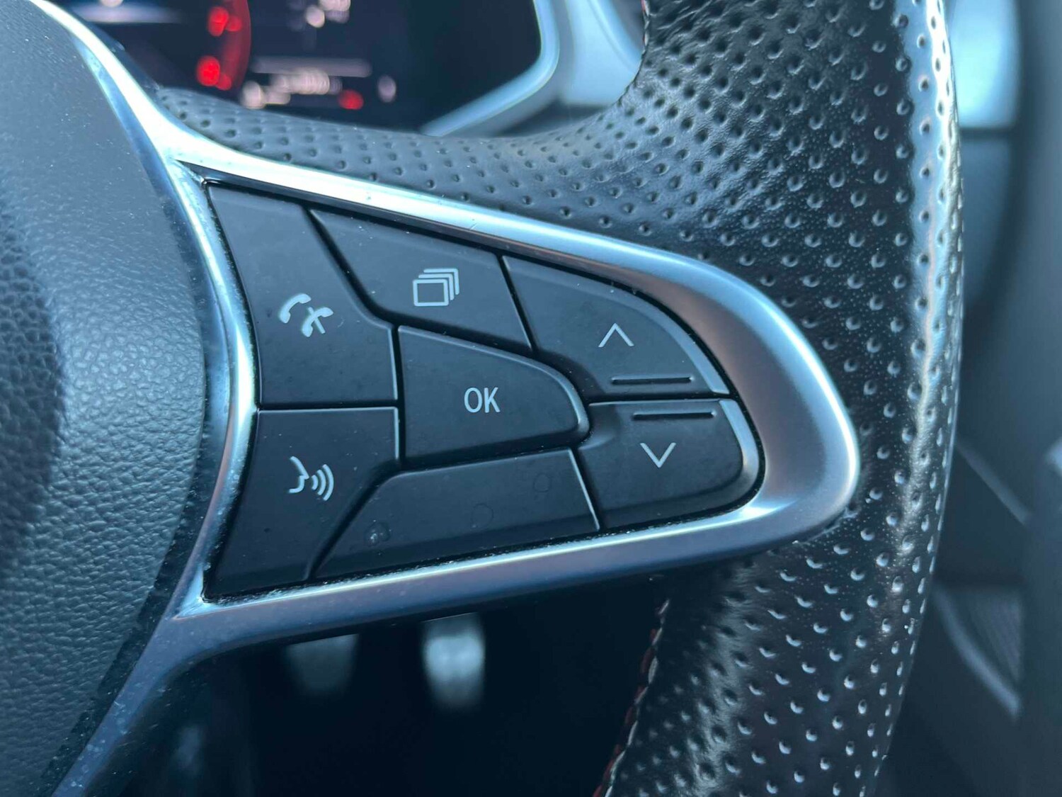 Used Renault Captur 2022 for sale - 76638896: Photo 23