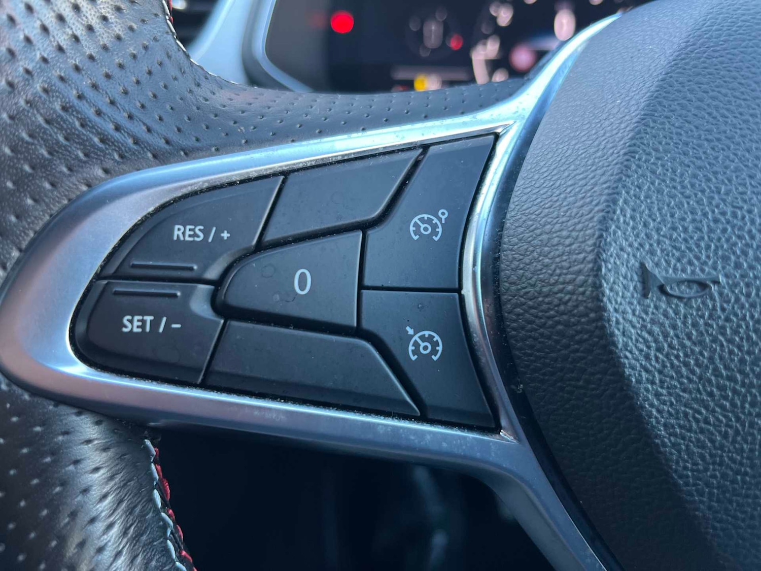 Used Renault Captur 2022 for sale - 76638896: Photo 24