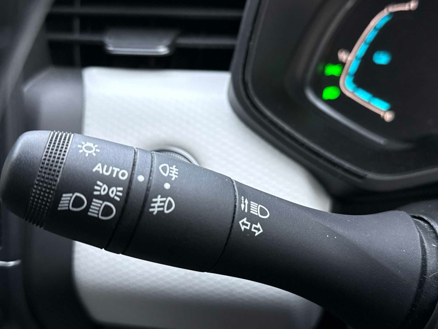 Used Renault Clio 2022 for sale - 76757446: Photo 25