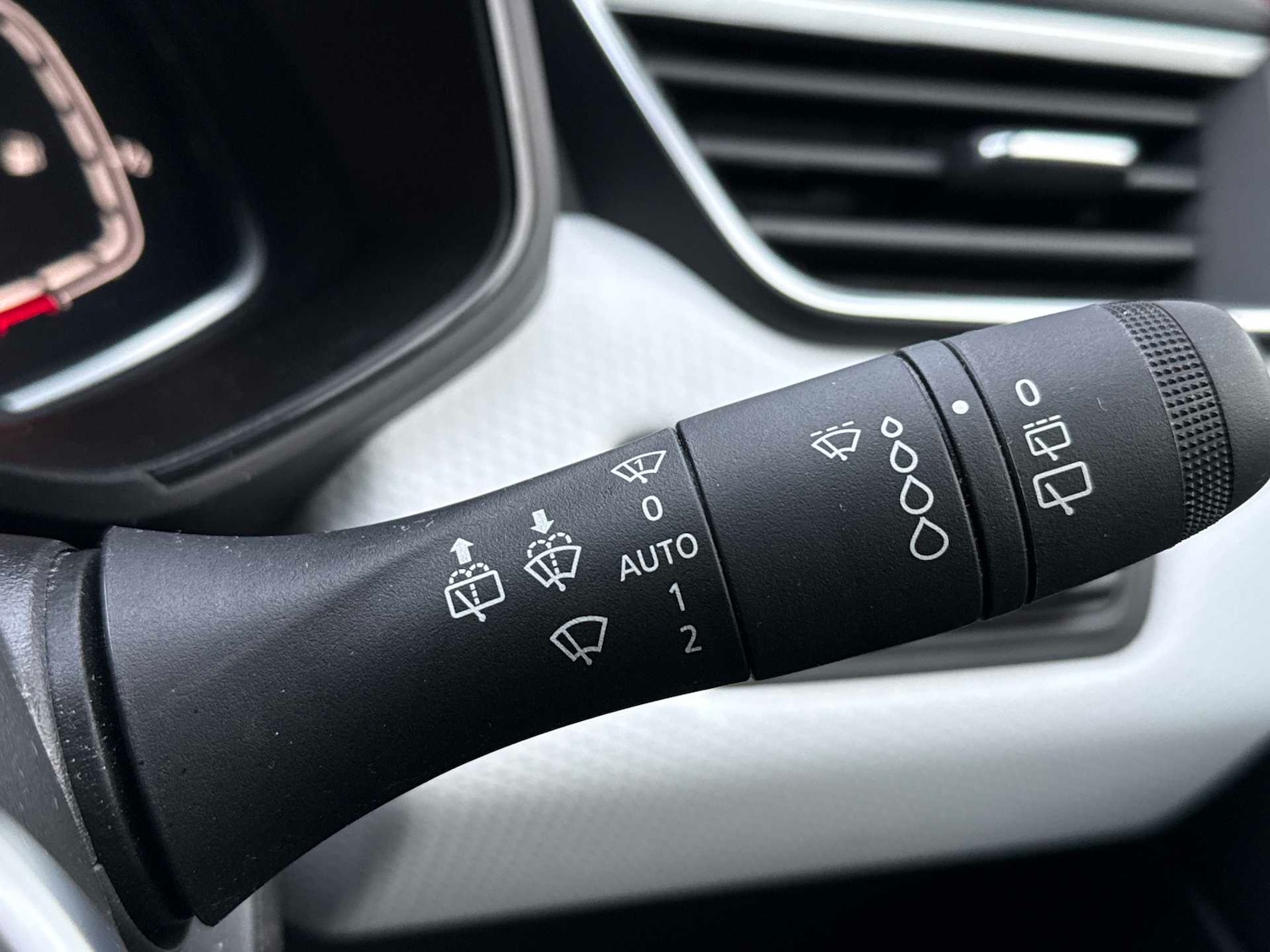 Used Renault Clio 2022 for sale - 76757446: Photo 26