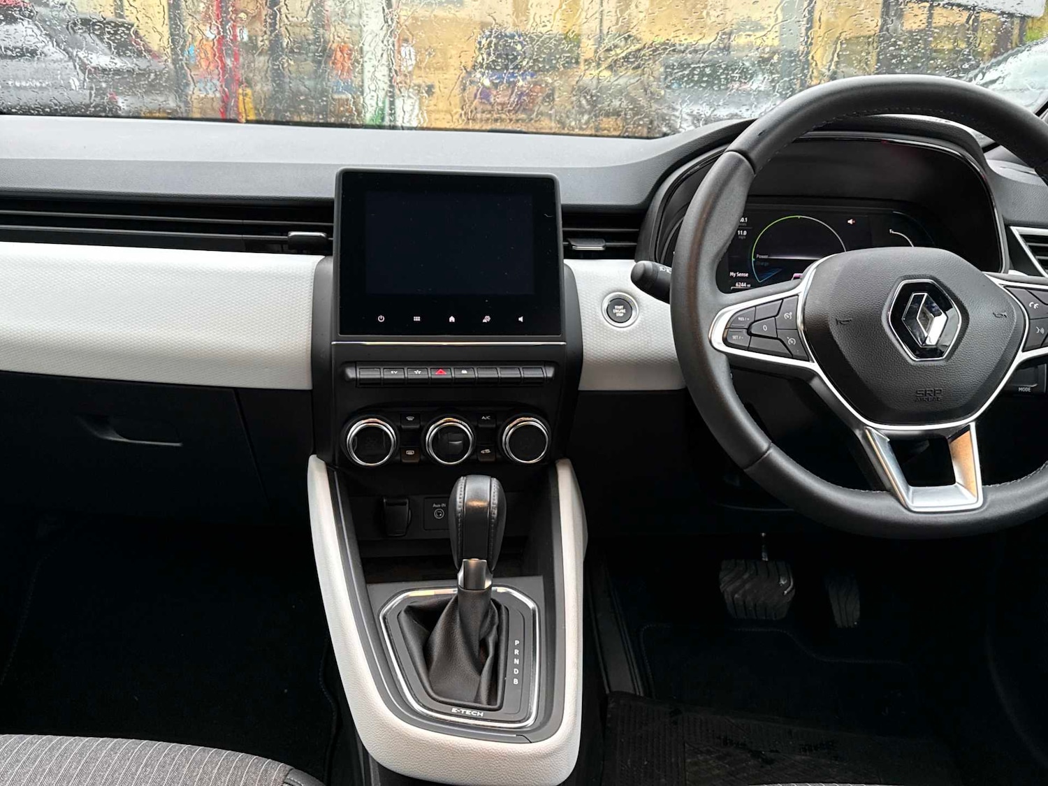 Used Renault Clio 2022 for sale - 76757446: Photo 8