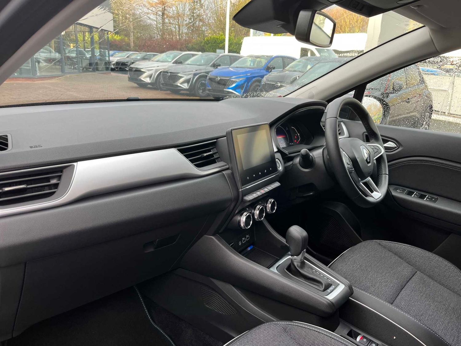 Used Renault Captur 2023 for sale - 76879696: Photo 7