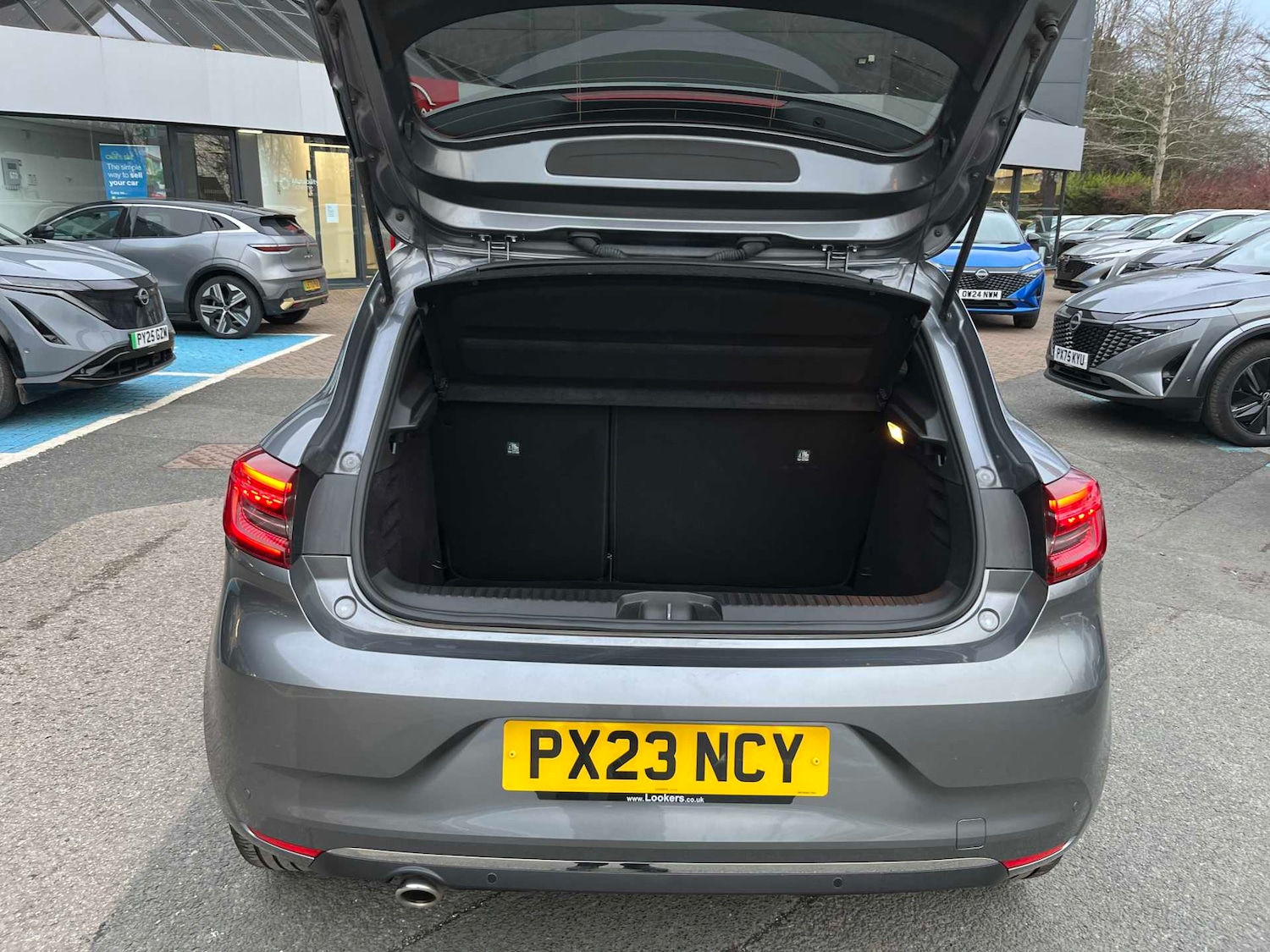 Used Renault Clio 2023 for sale - 77896210: Photo 16