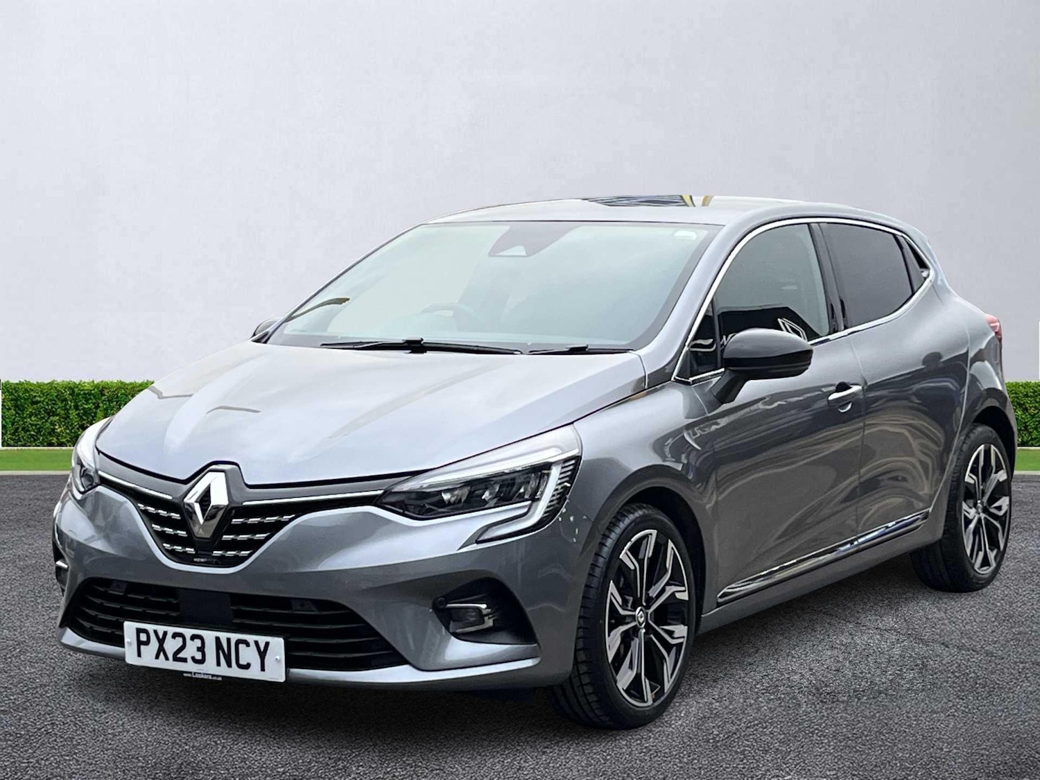 Used Renault Clio 2023 for sale - 77896210: Photo 19