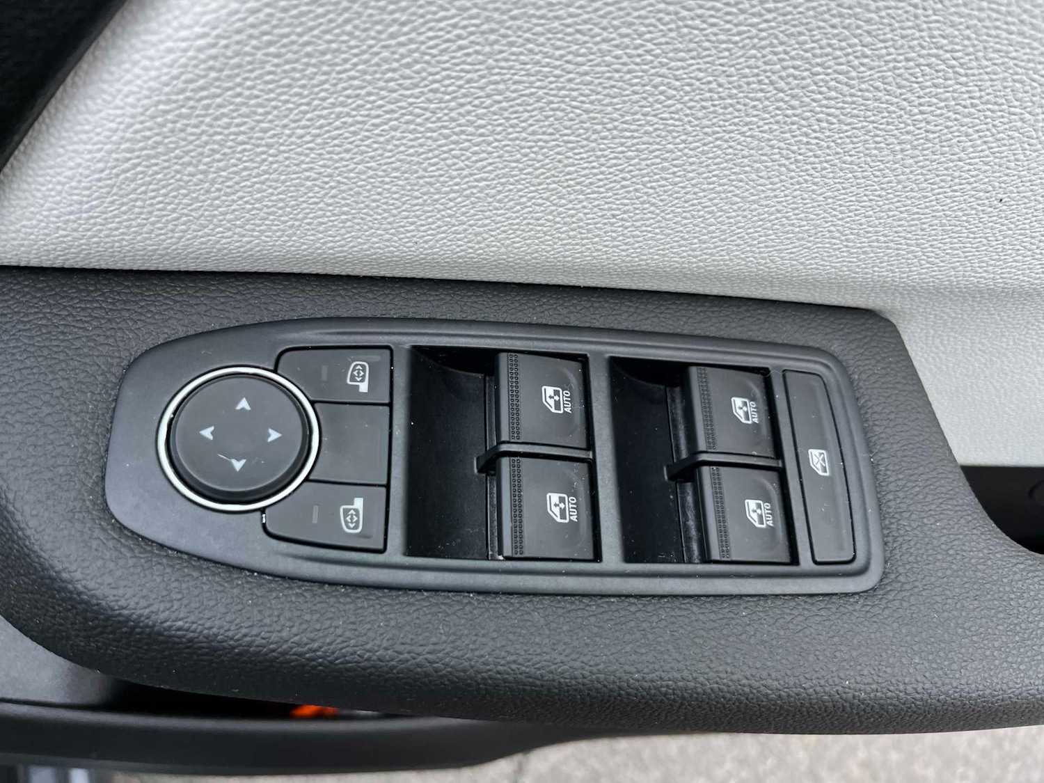 Used Renault Clio 2023 for sale - 77896210: Photo 20