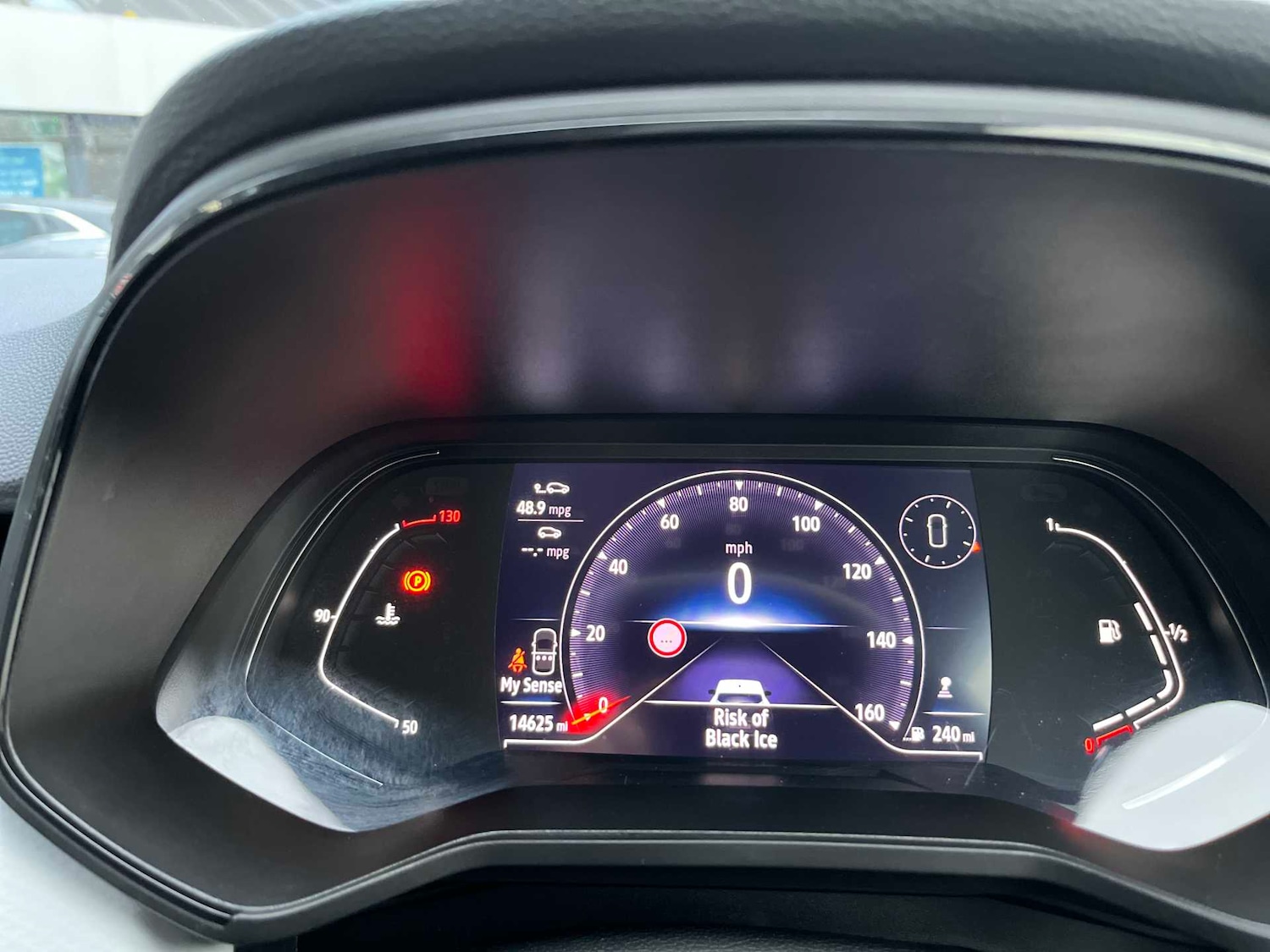 Used Renault Clio 2023 for sale - 77896210: Photo 9