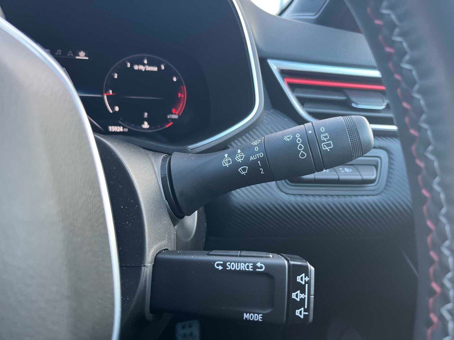 Used Renault Clio 2022 for sale - 77487427: Photo 25