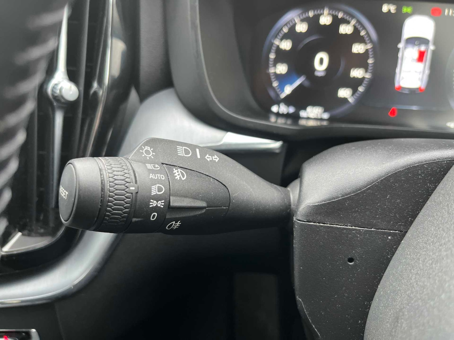 Used Volvo XC60 2019 for sale - 77743235: Photo 26