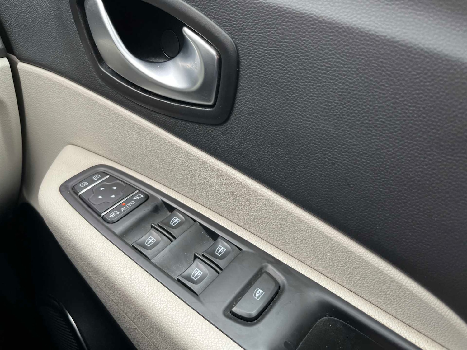 Used Renault Captur 2019 for sale - 76455214: Photo 20