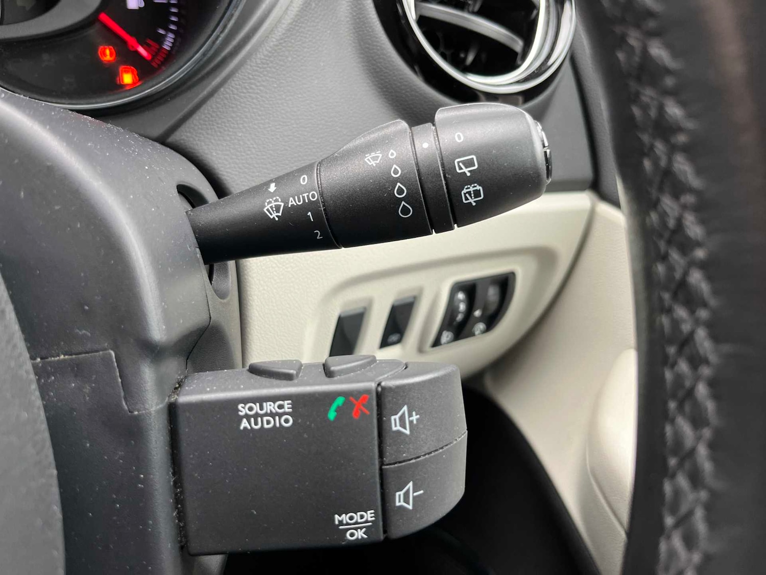 Used Renault Captur 2019 for sale - 76455214: Photo 25