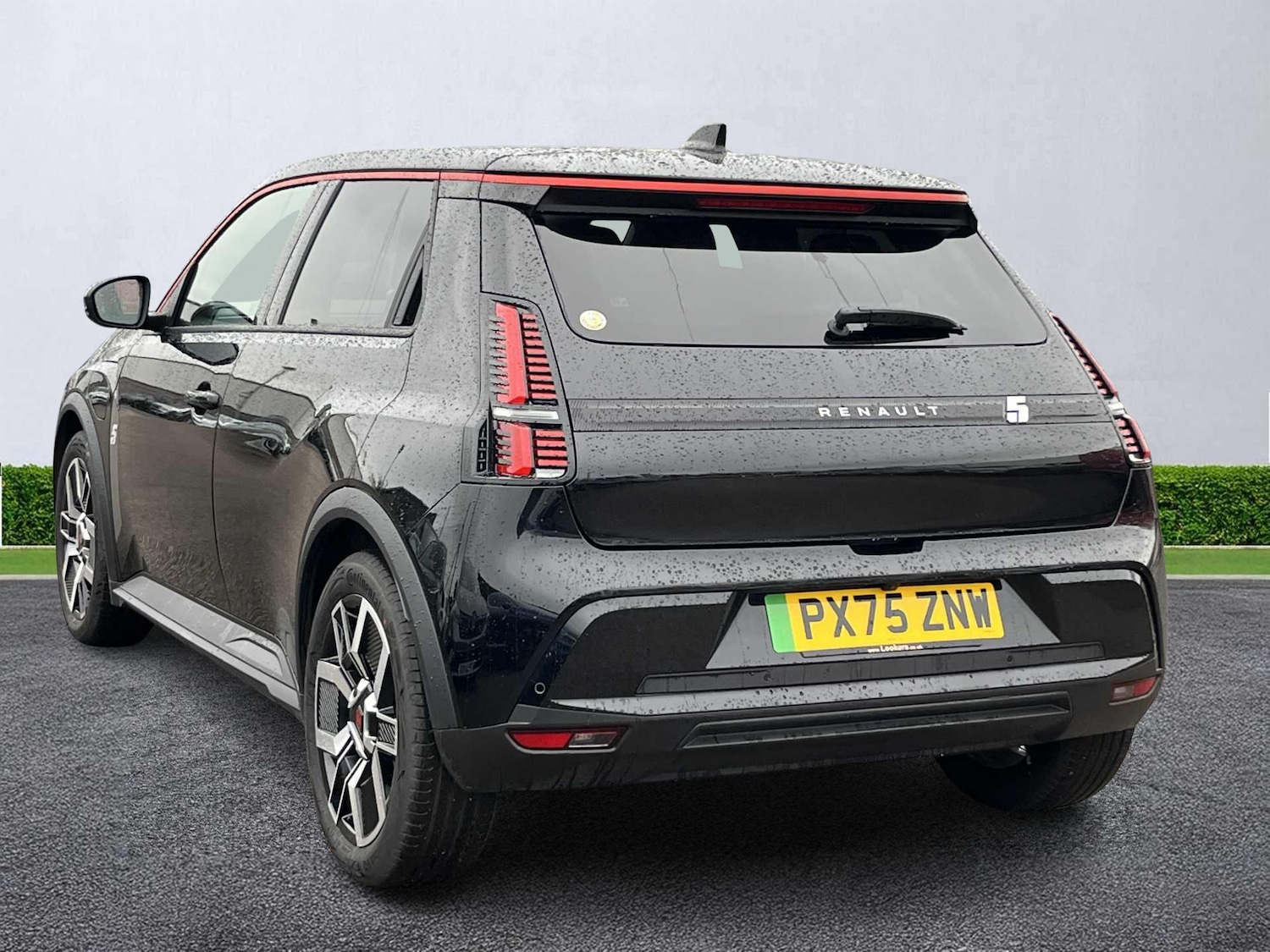 Used Renault 5 2025 for sale - 77488275: Photo 2